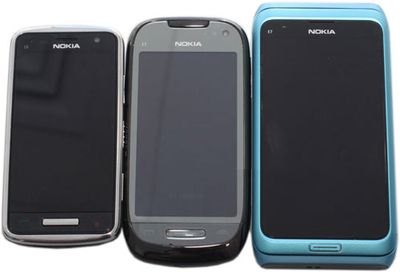 Nokia C7-00:  